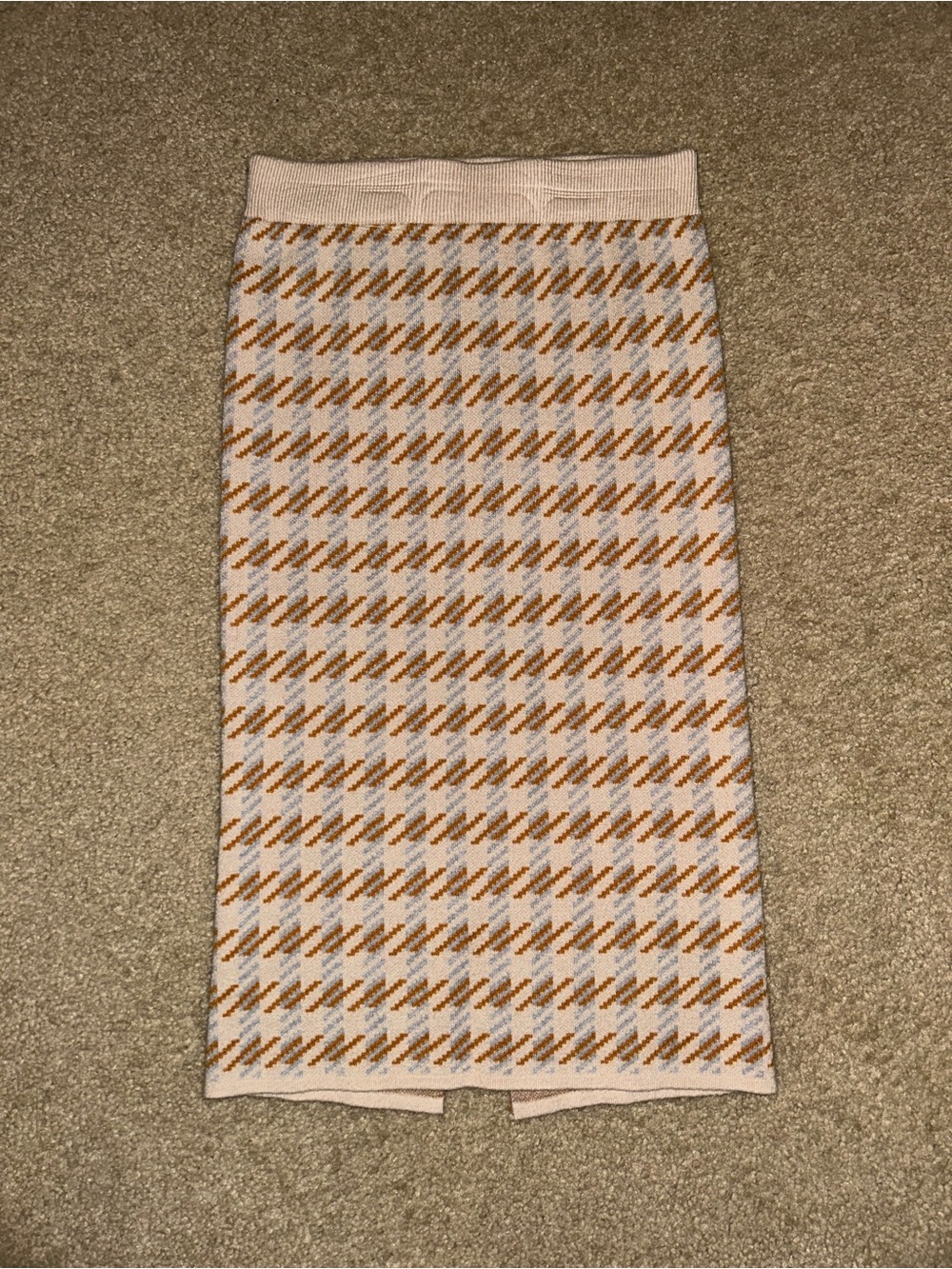 Pink & Tan Houndstooth Knit Midi Skirt